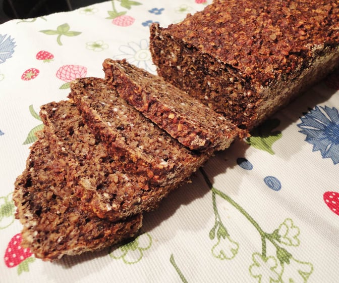 Mörk glutenfri limpa