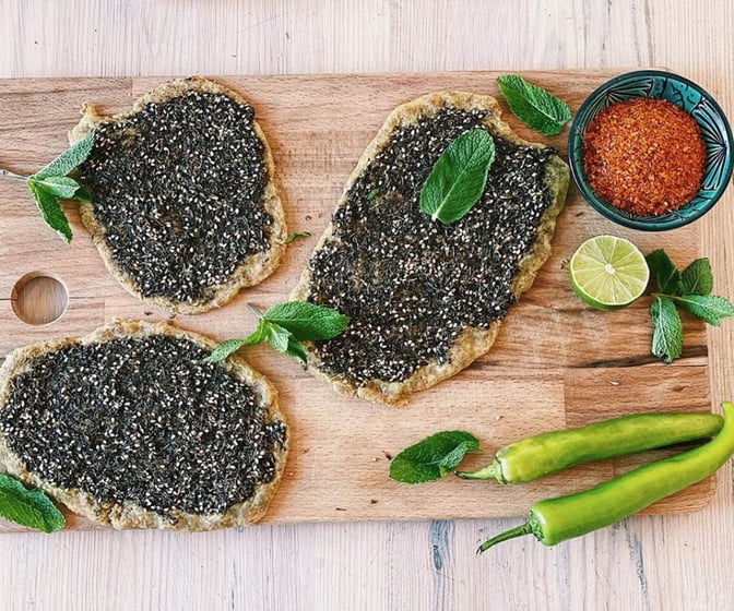 Manakish libanesisk örtpizza