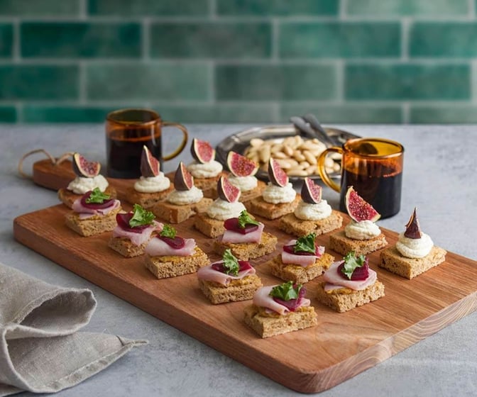 Glöggsnittar på vörtbröd – glutenfritt festplock